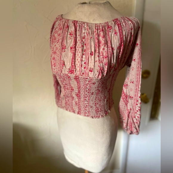 Crave Fame Tops - Long Sleeve Hippie Crop NEW by Crave Fame -Sz L- Spring, Beachy